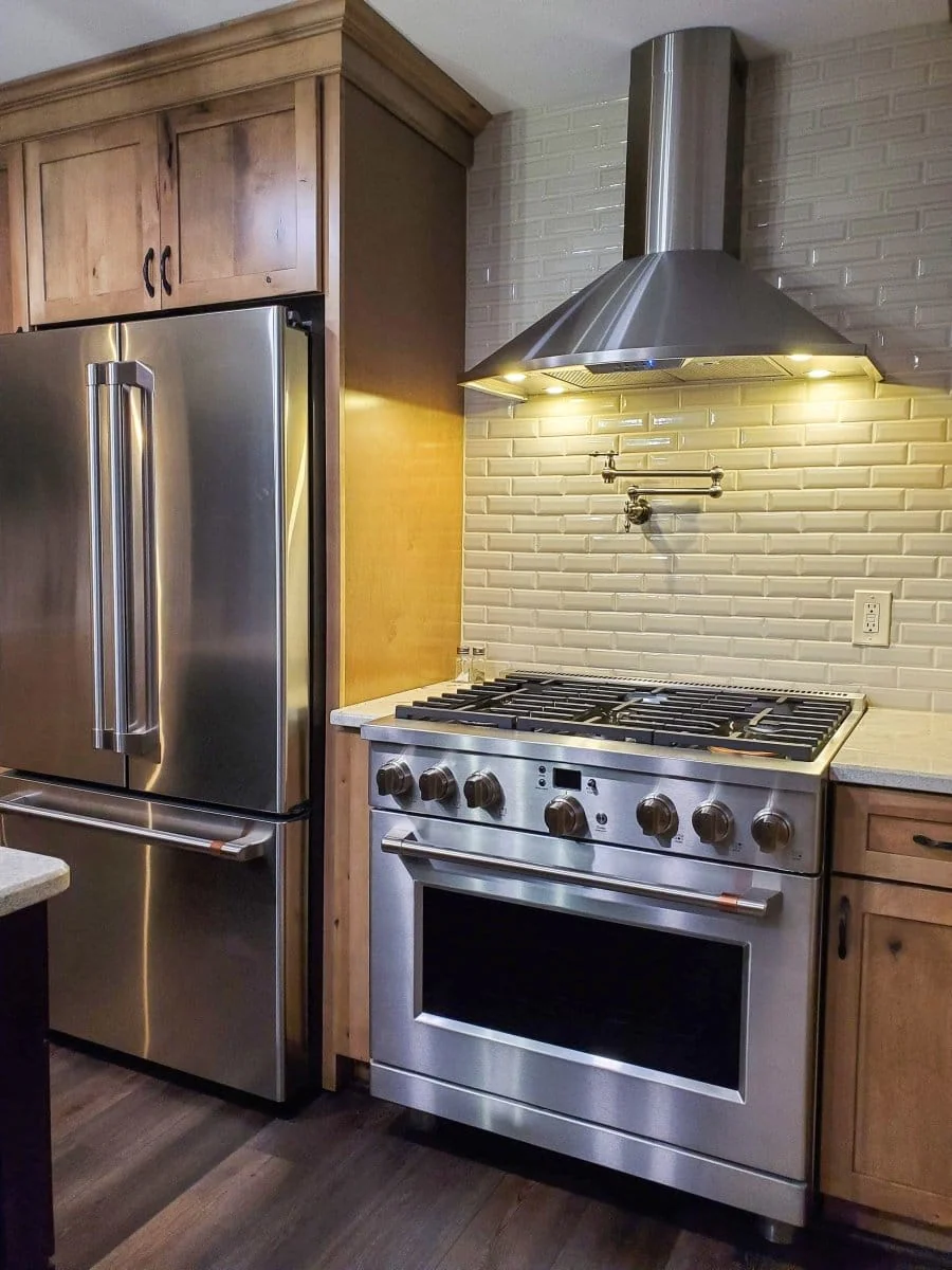 Proline Vector - Ducted Wall-Mounted Range Hood, 600 CFM | Stainless Steel Finish - Image 10